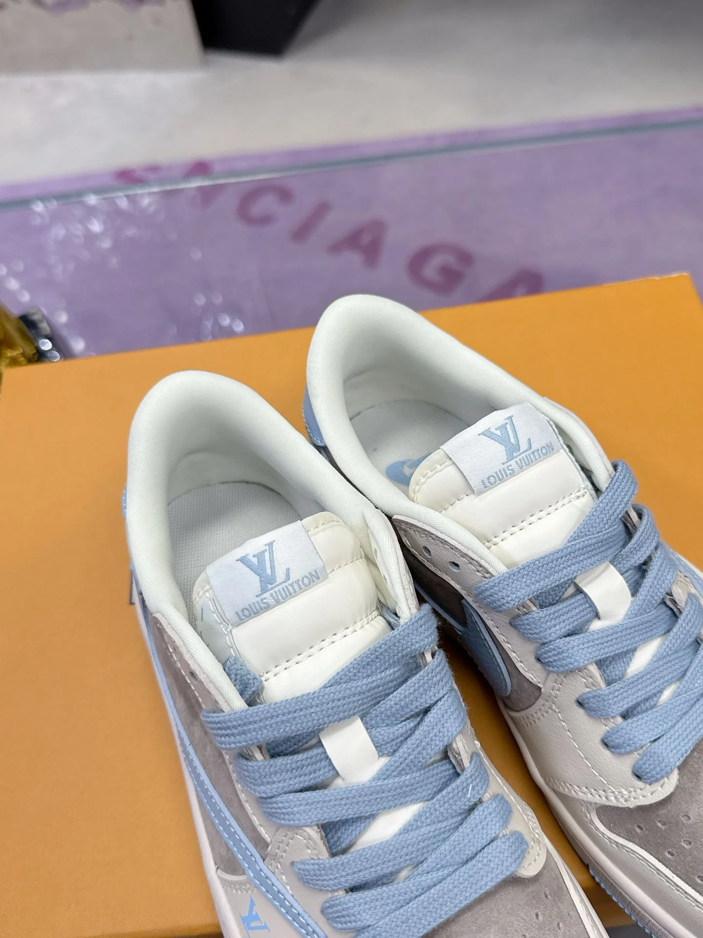 Louis Vuitton x Nike Shoes WrinkleFree 31366