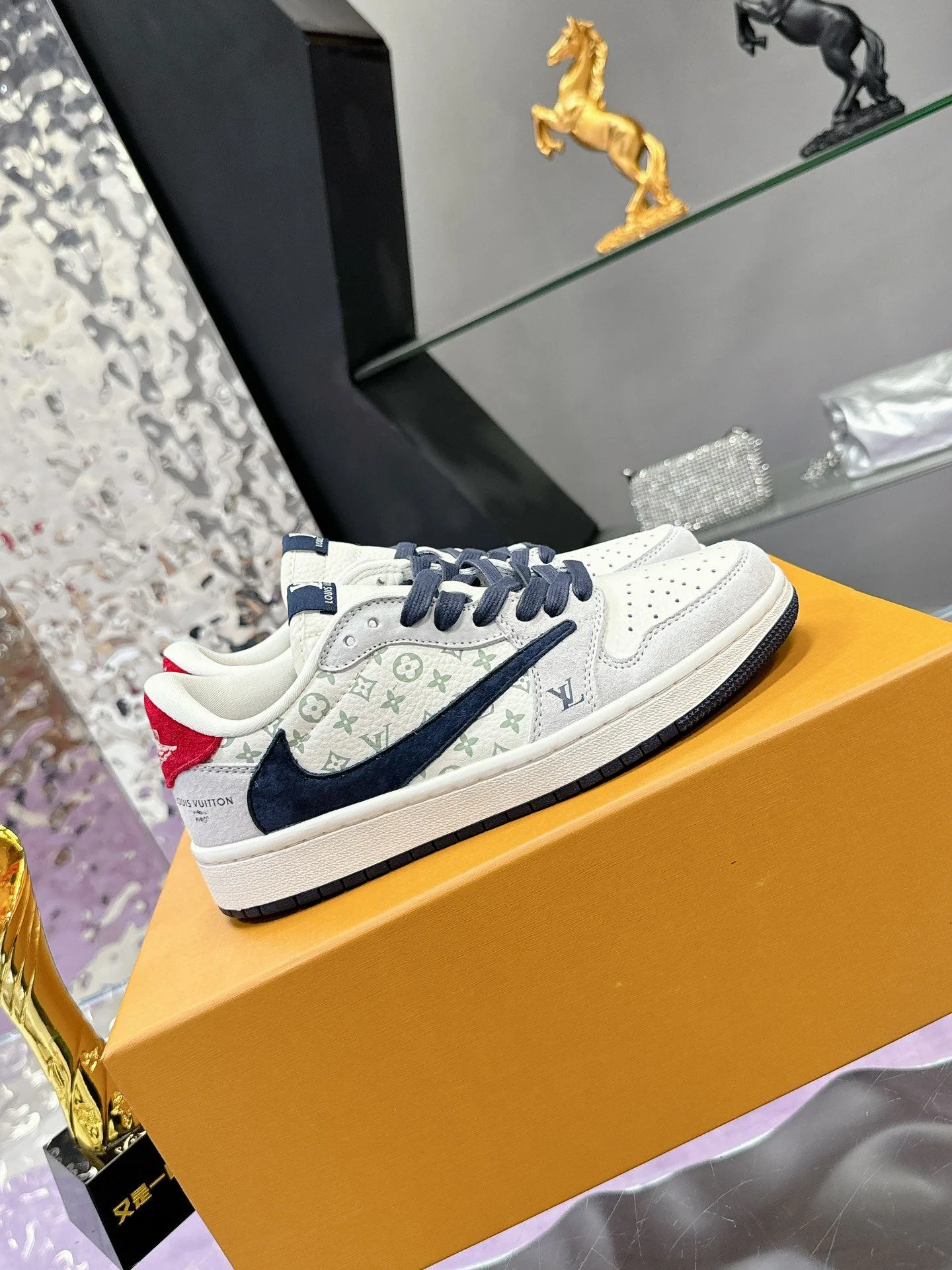Seasonal Louis Vuitton x Nike Shoes 31363