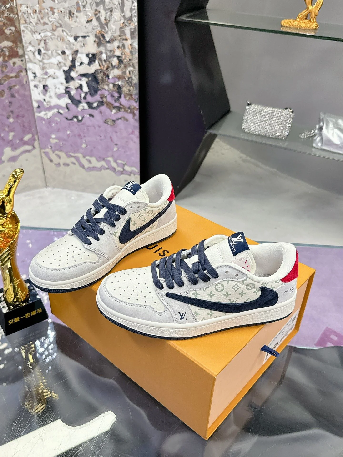Seasonal Louis Vuitton x Nike Shoes 31363