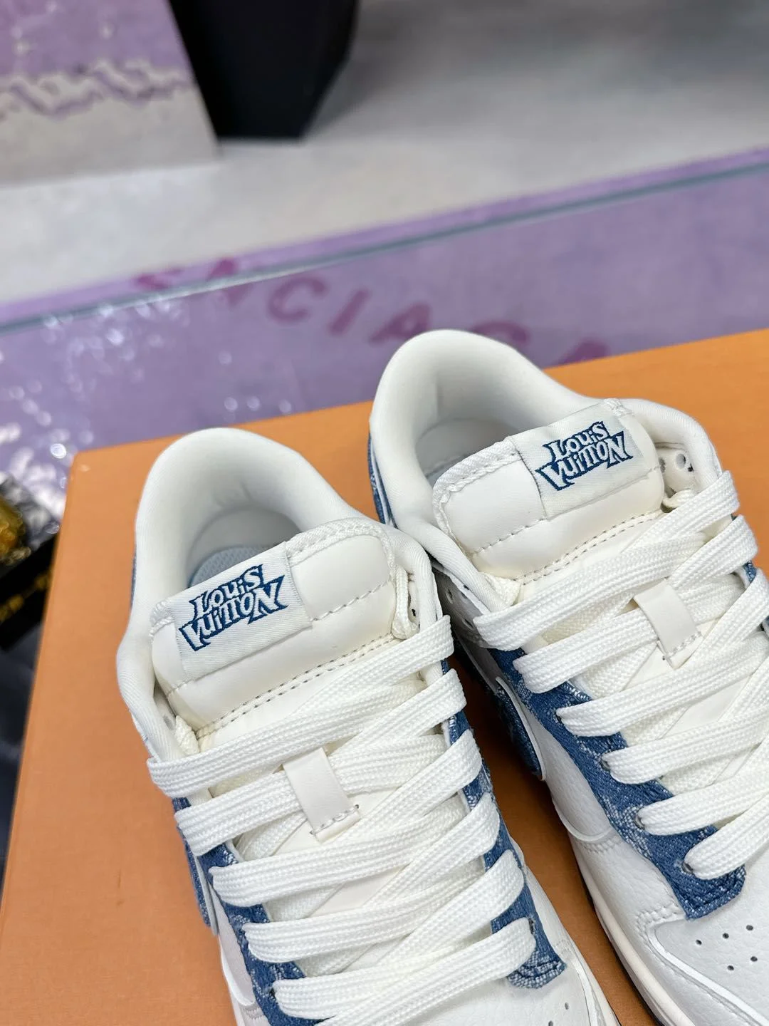 Louis Vuitton x Nike Shoes Durable 31388