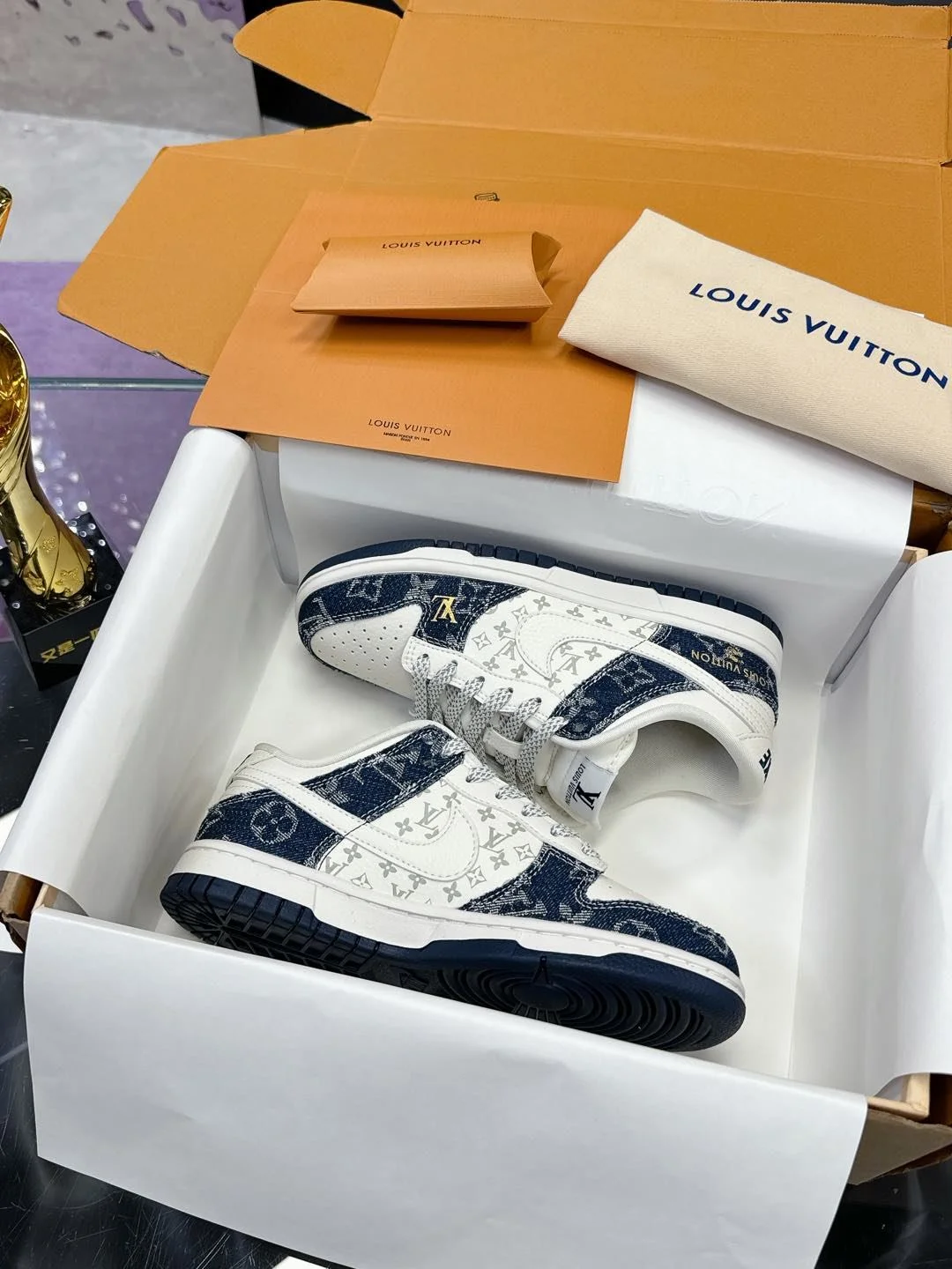 HighQuality Louis Vuitton x Nike Shoes 31365