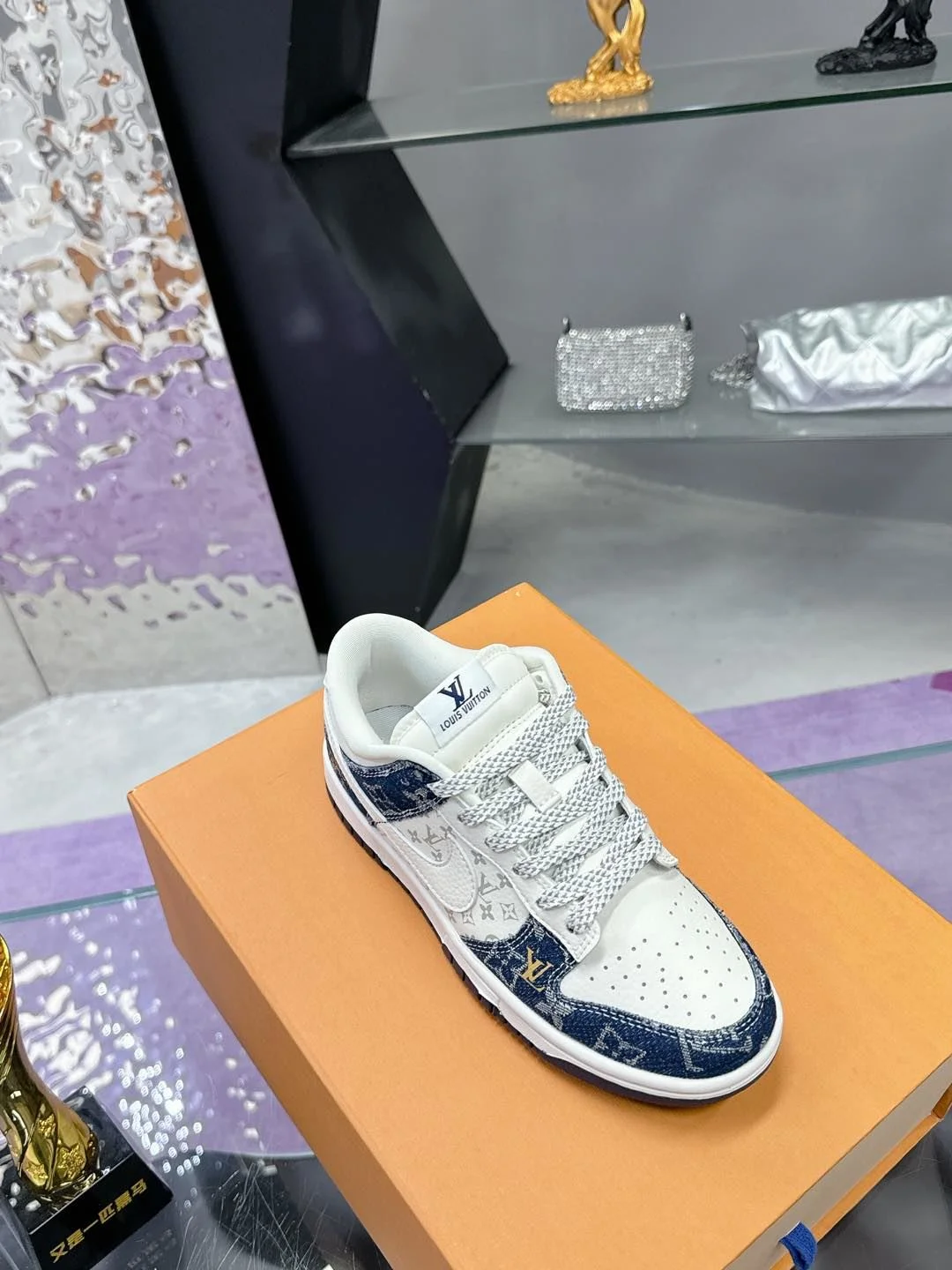 HighQuality Louis Vuitton x Nike Shoes 31365