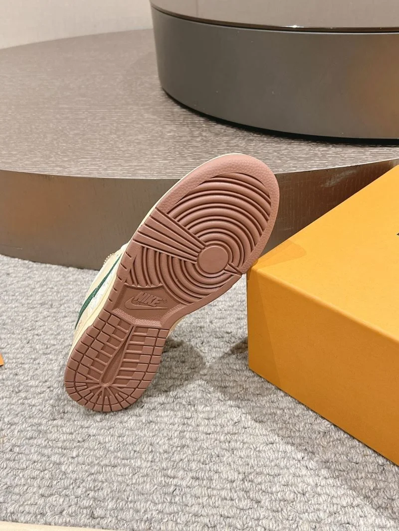 Louis Vuitton x Nike Shoes WrinkleFree 32017
