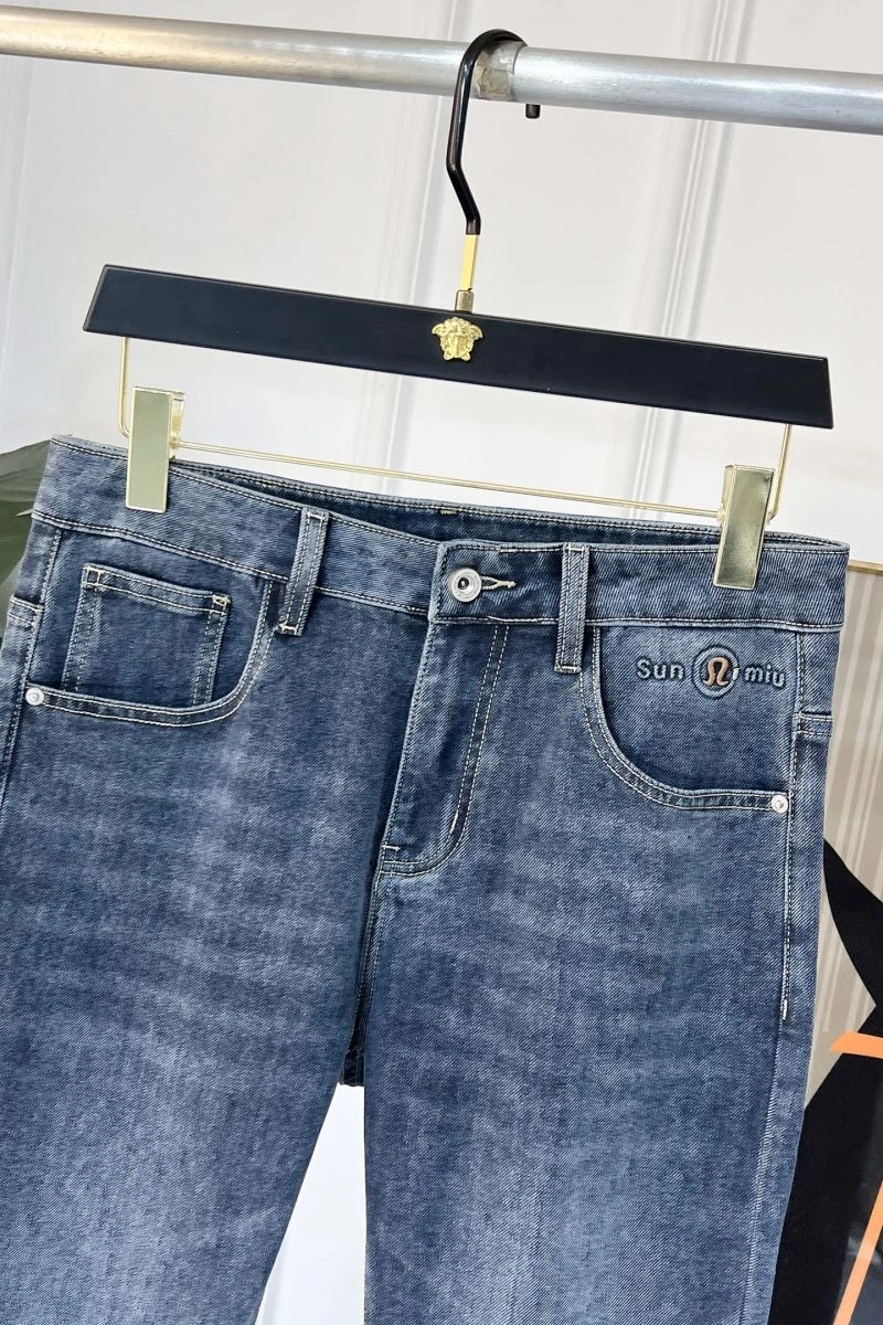 SportInspired Lululemon Jeans 160225