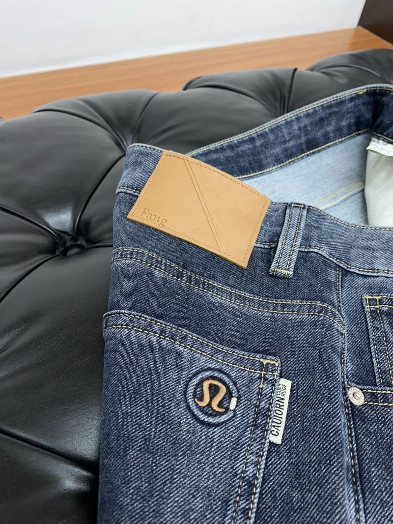 SmoothTexture Lululemon Jeans 160273