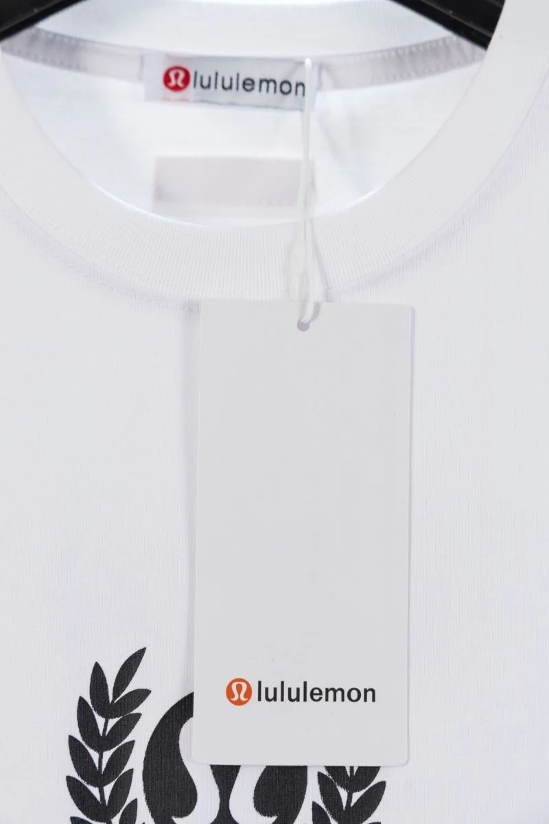 FashionForward Lululemon T-Shirts 163626