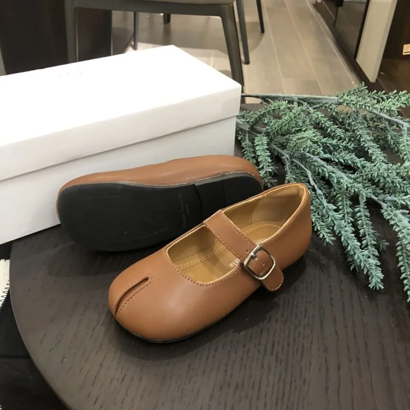 Minimalist MAISON MARGIELA SHOES 29494