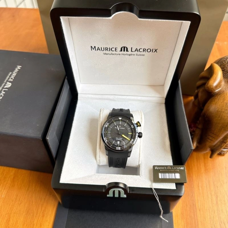 MAURICE LACROIC Watches Premium 190046