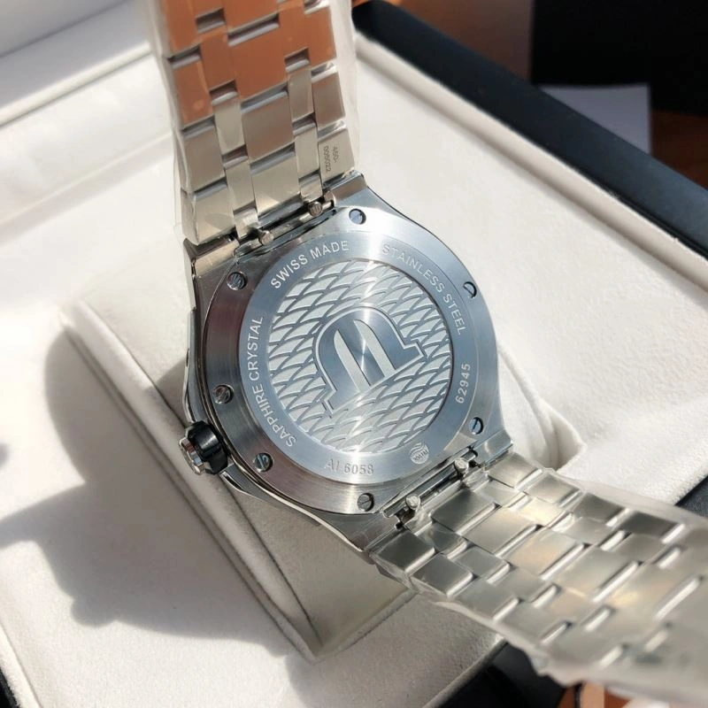 Functional MAURICE LACROIC Watches 190037
