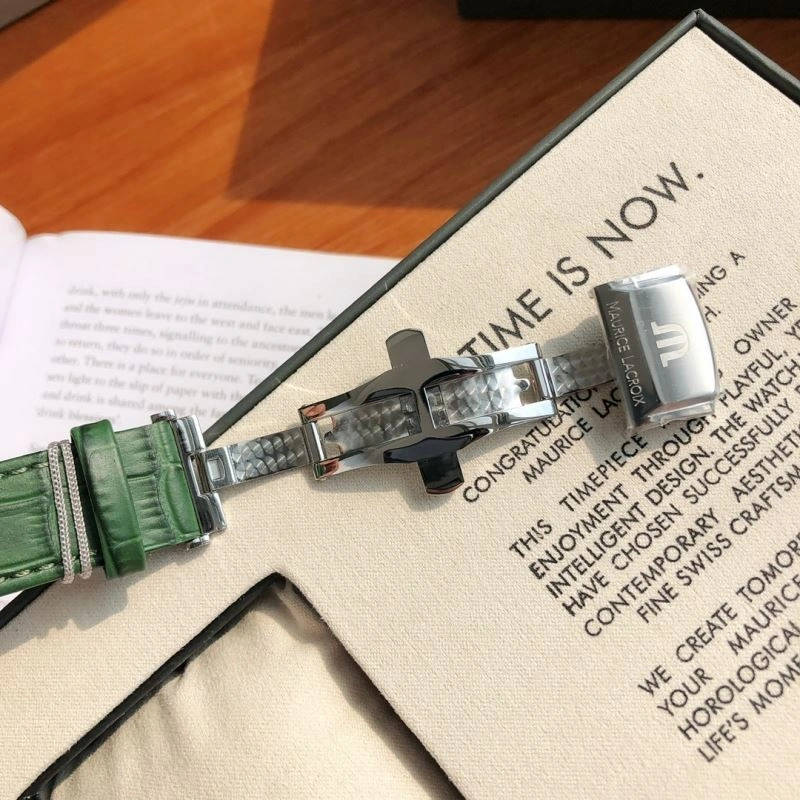 MAURICE LACROIC Watches Upgraded 190030