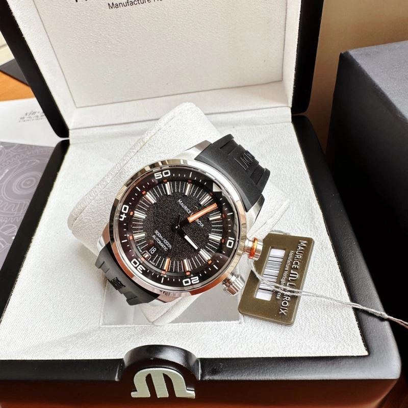 MAURICE LACROIC Watches Effortless 190025