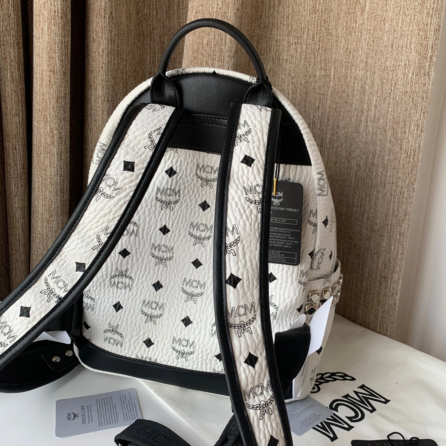 MCM Backpacks FlexibleFit 90538