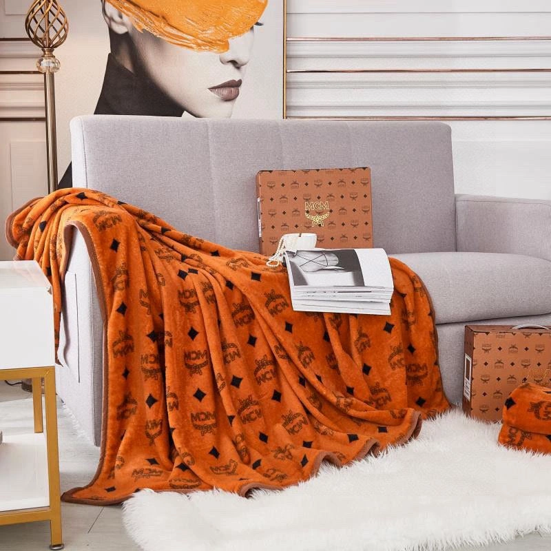 WellDesigned MCM Blanket 256552