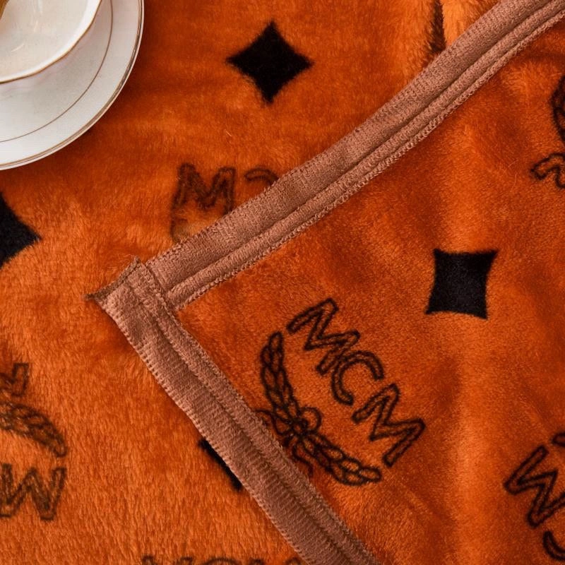 WellDesigned MCM Blanket 256552