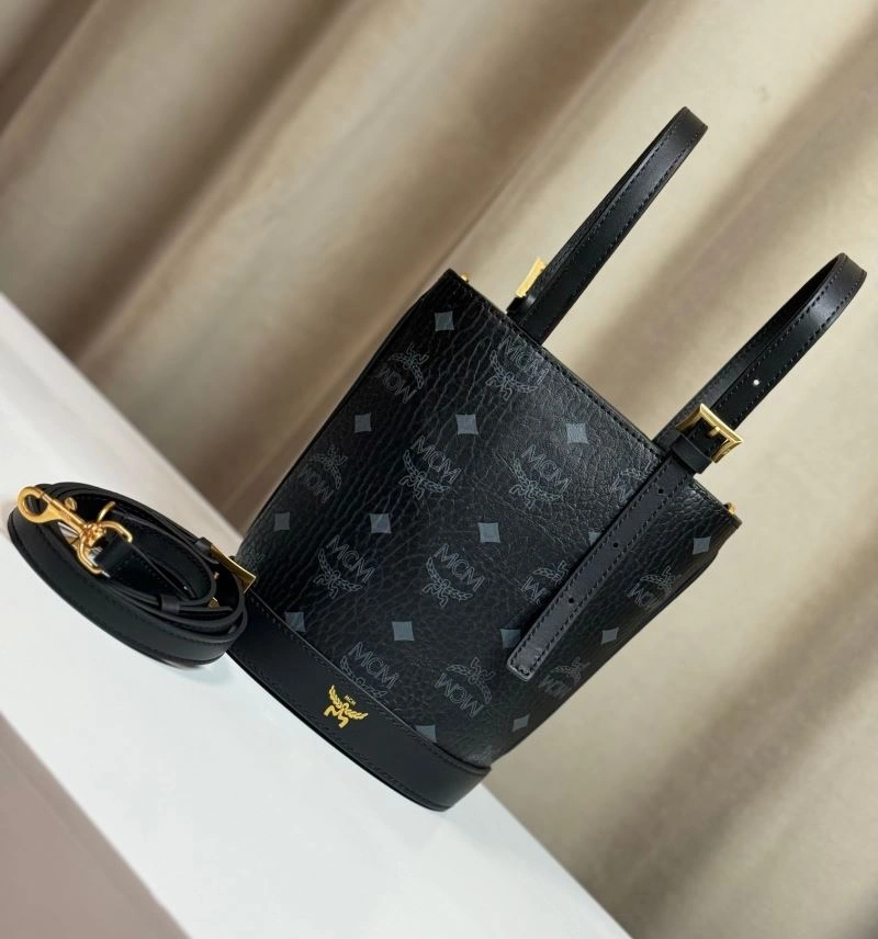 Stretchable MCM Bucket Bags 89740