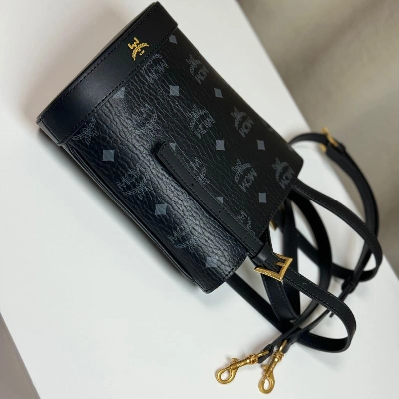 Stretchable MCM Bucket Bags 89740