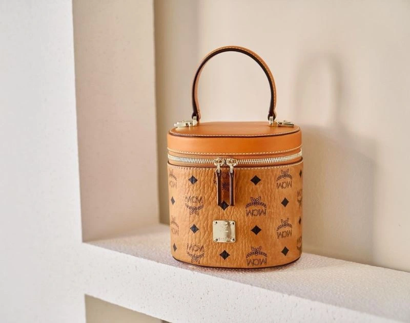 MCM Bucket Bags Functional 63845