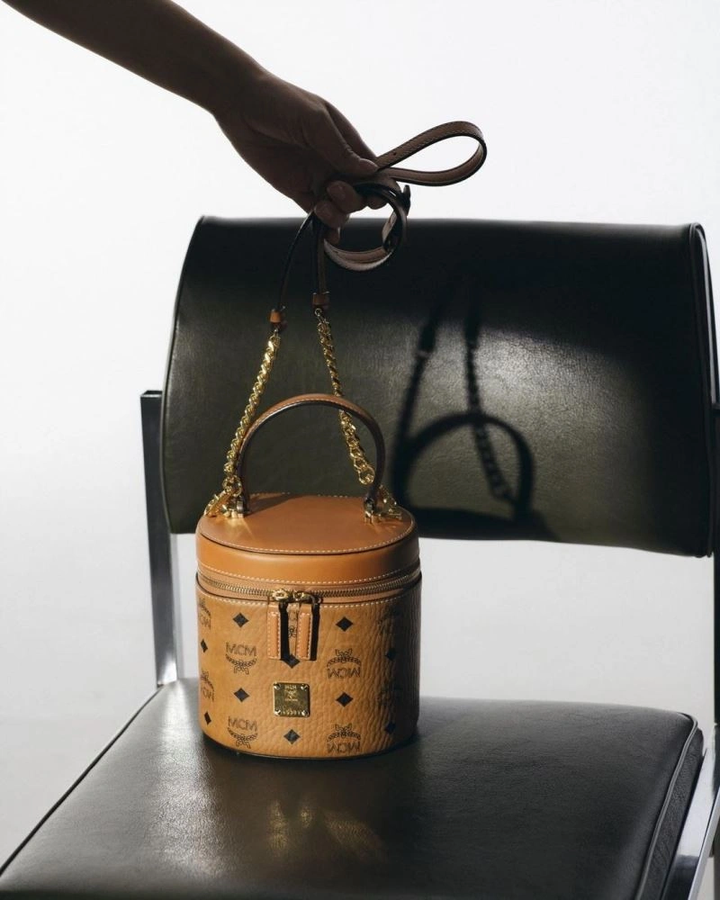MCM Bucket Bags Functional 63845
