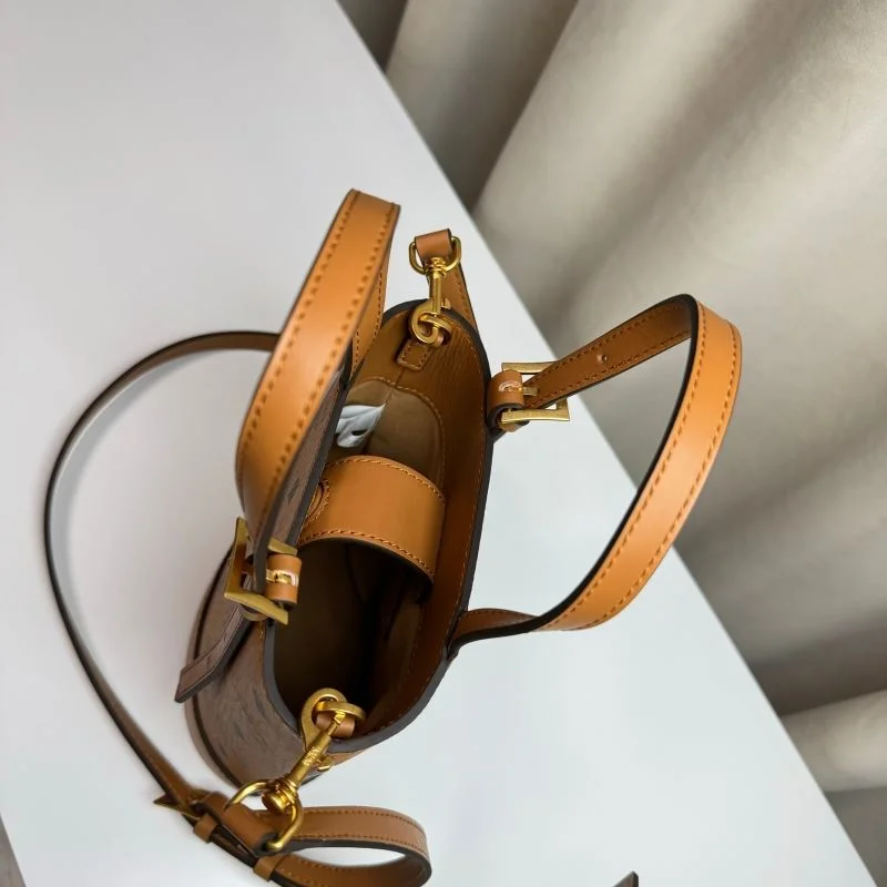 Resilient MCM Bucket Bags 45674