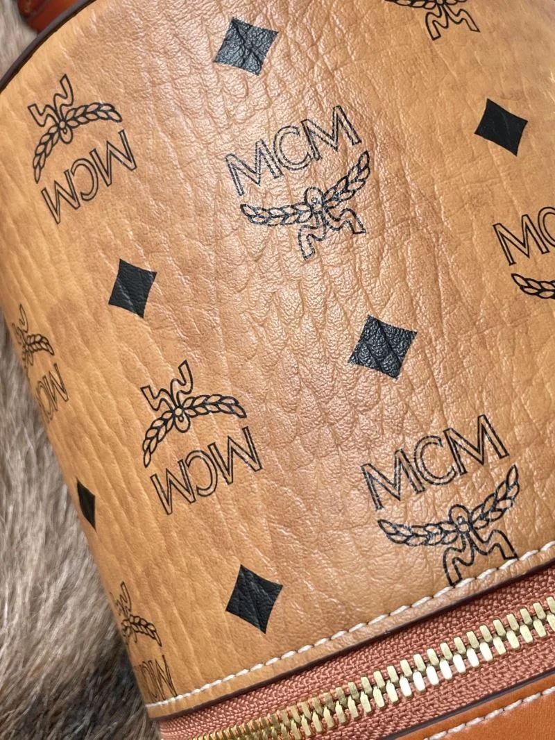 MCM Bucket Bags Resilient 45705