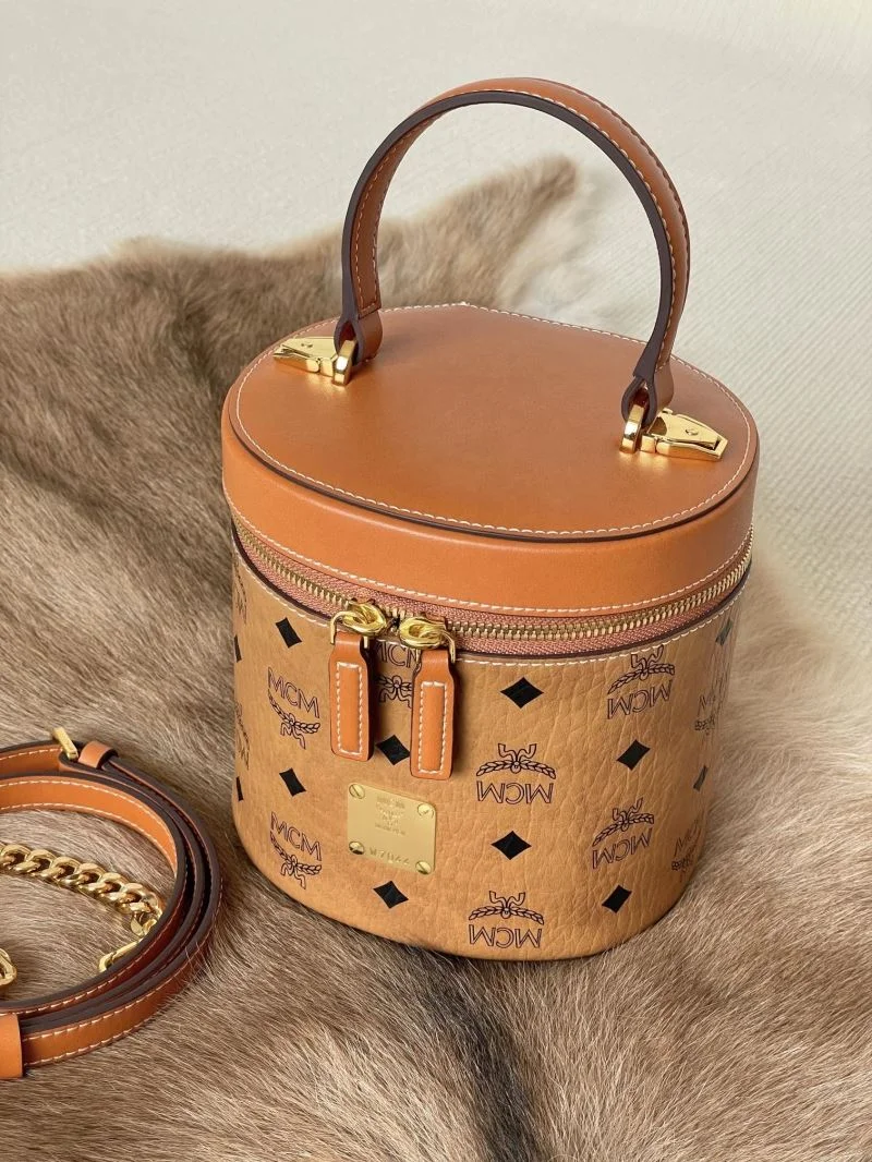 MCM Bucket Bags Resilient 45705