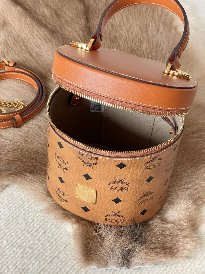 MCM Bucket Bags Resilient 45705
