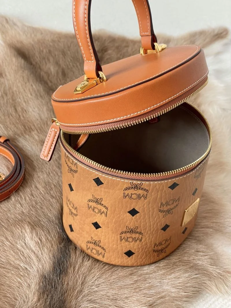 MCM Bucket Bags Resilient 45705