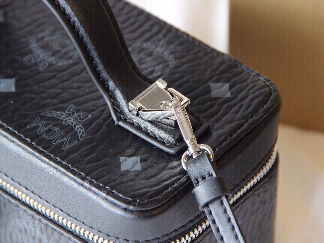 Practical MCM Cosmetic Bags 79038