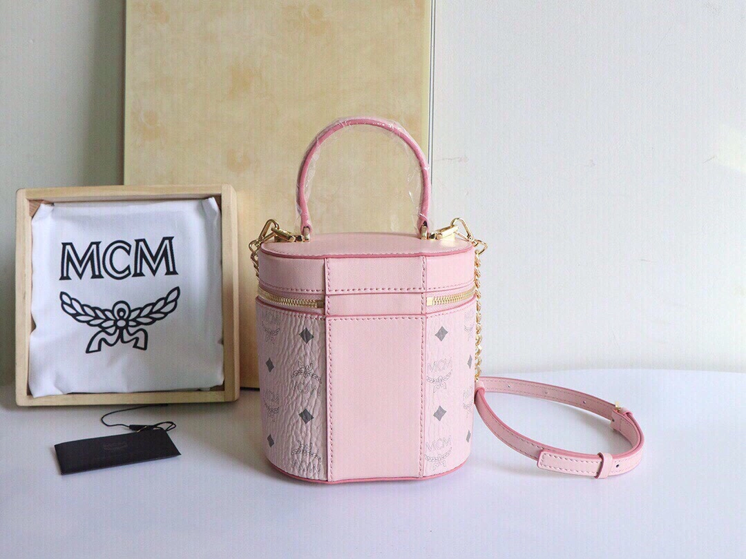 MCM Cosmetic Bags Neat 90525
