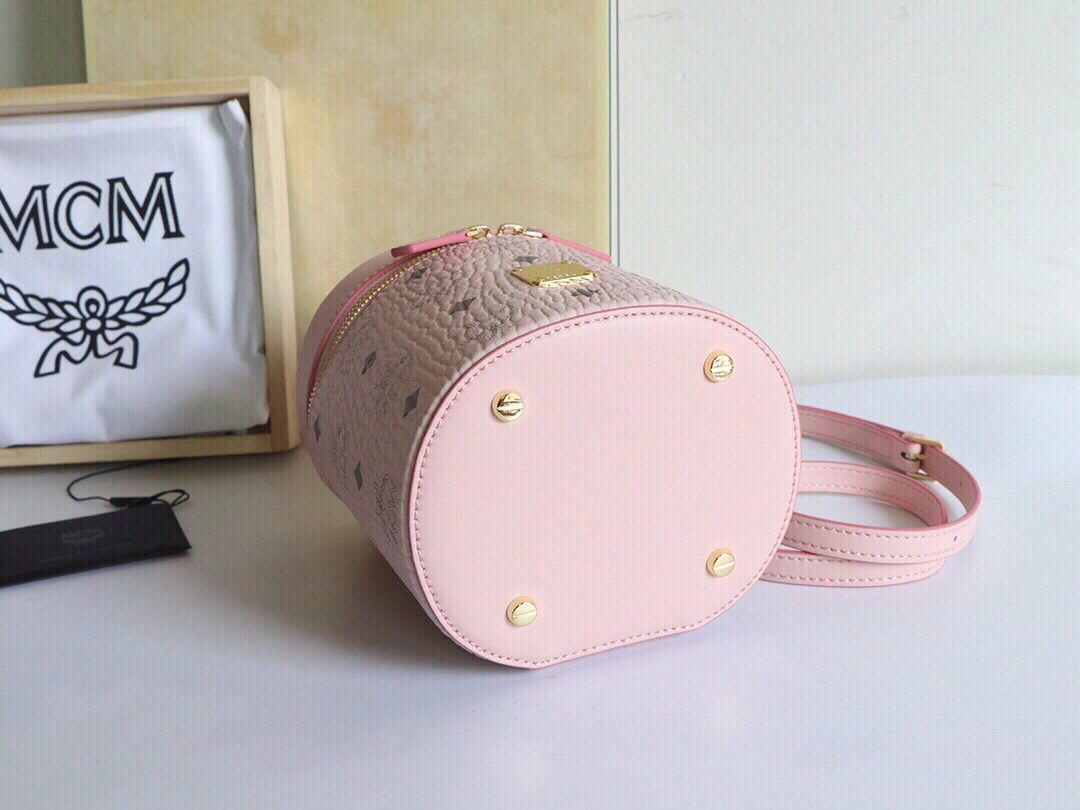 MCM Cosmetic Bags Neat 90525