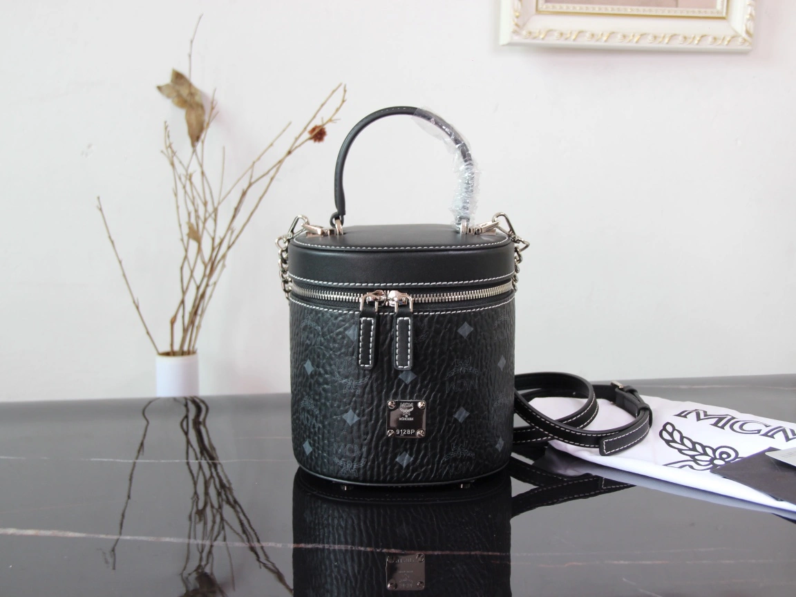 MCM Cosmetic Bags Seasonal 90515