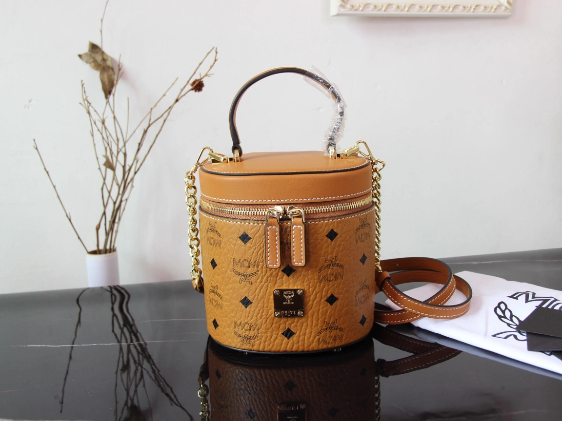 MCM Cosmetic Bags Bold 90550