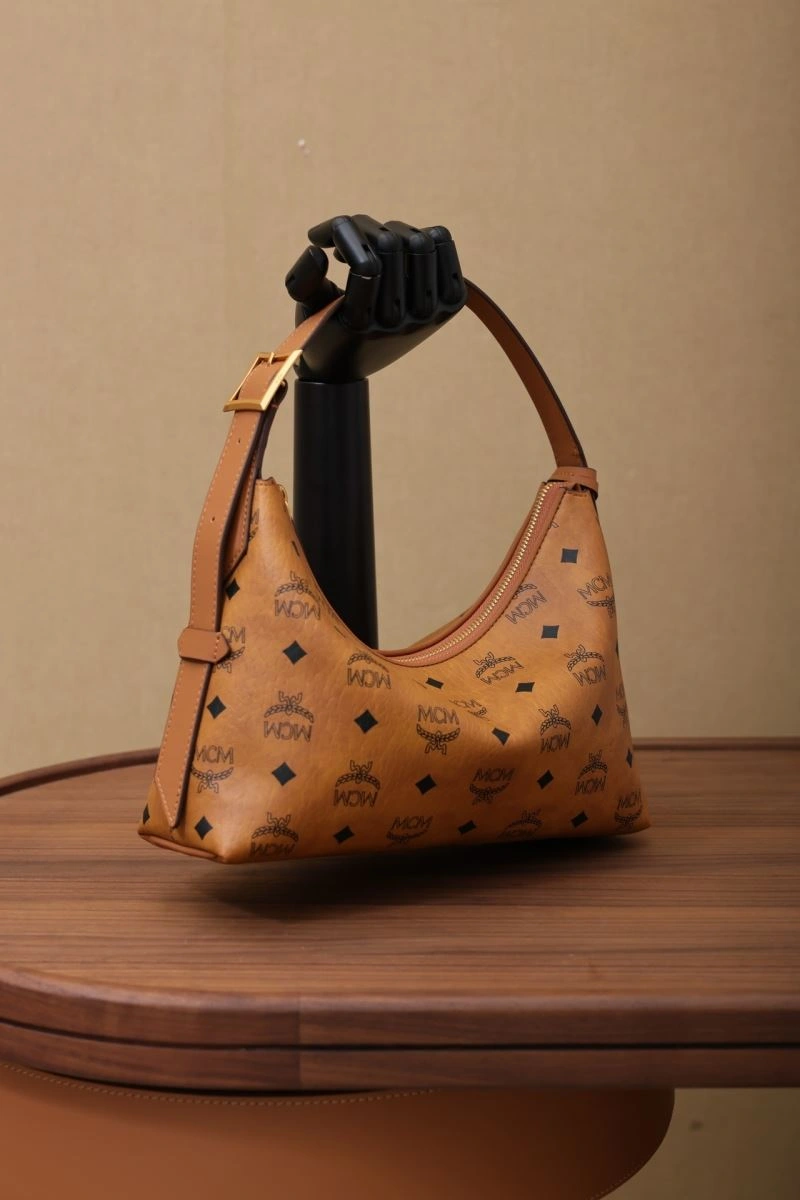 FashionForward MCM Hobo Bags 80562