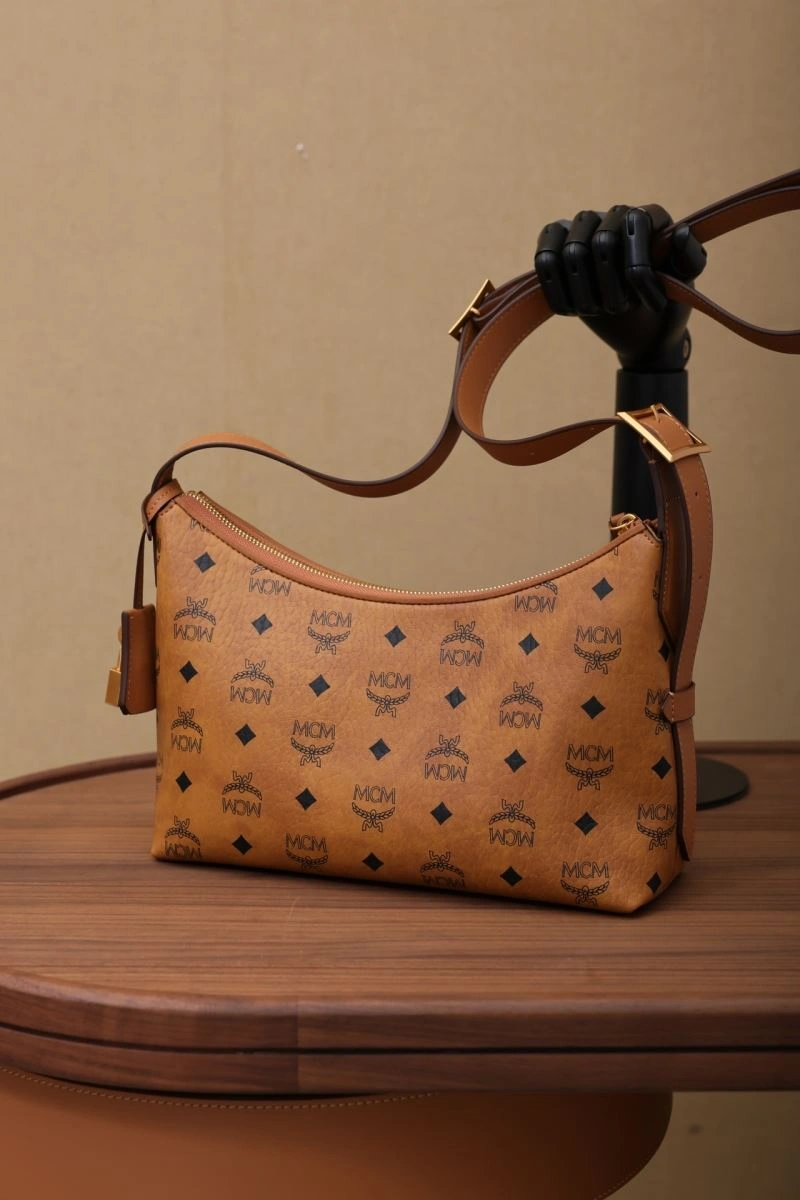 FashionForward MCM Hobo Bags 80562