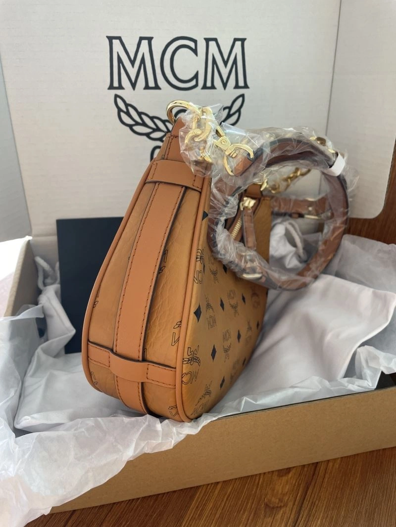 Minimalist MCM Hobo Bags 63864