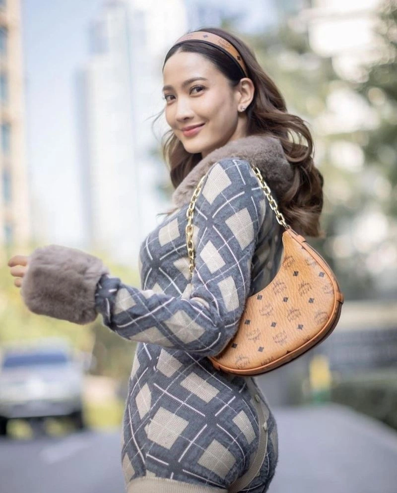 MCM Hobo Bags Tailored 63984