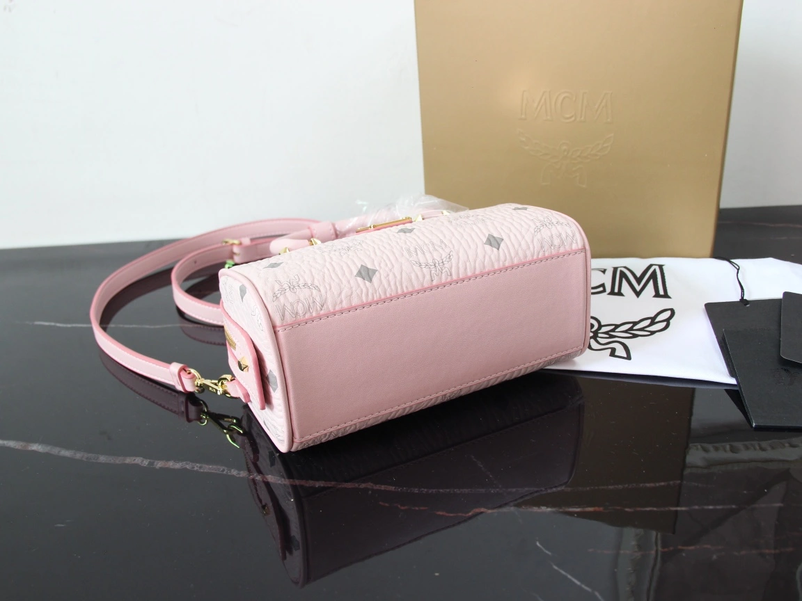 Seasonal MCM Pillow Bags 90516