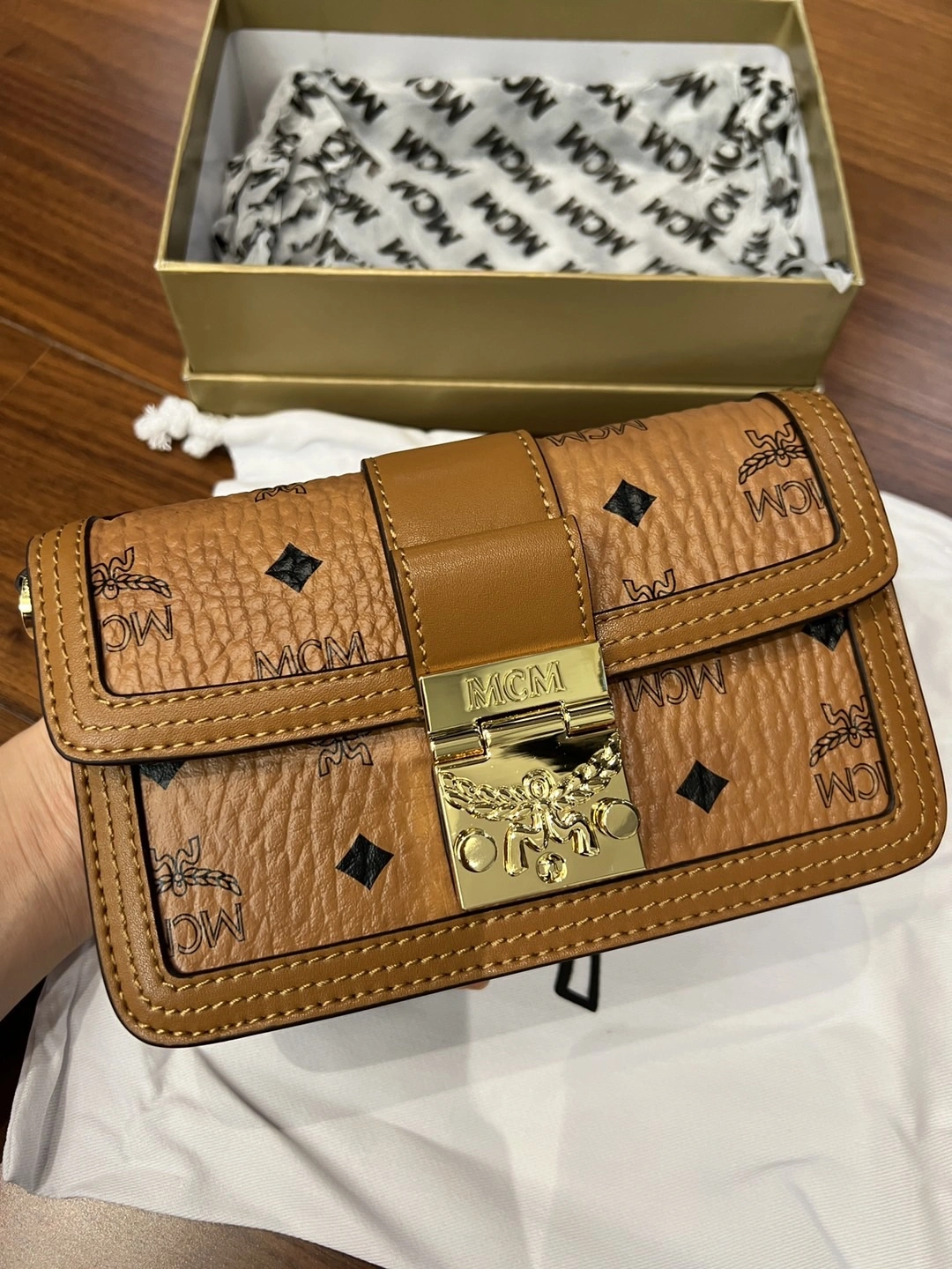 MCM Satchel Bags Comfortable 90453