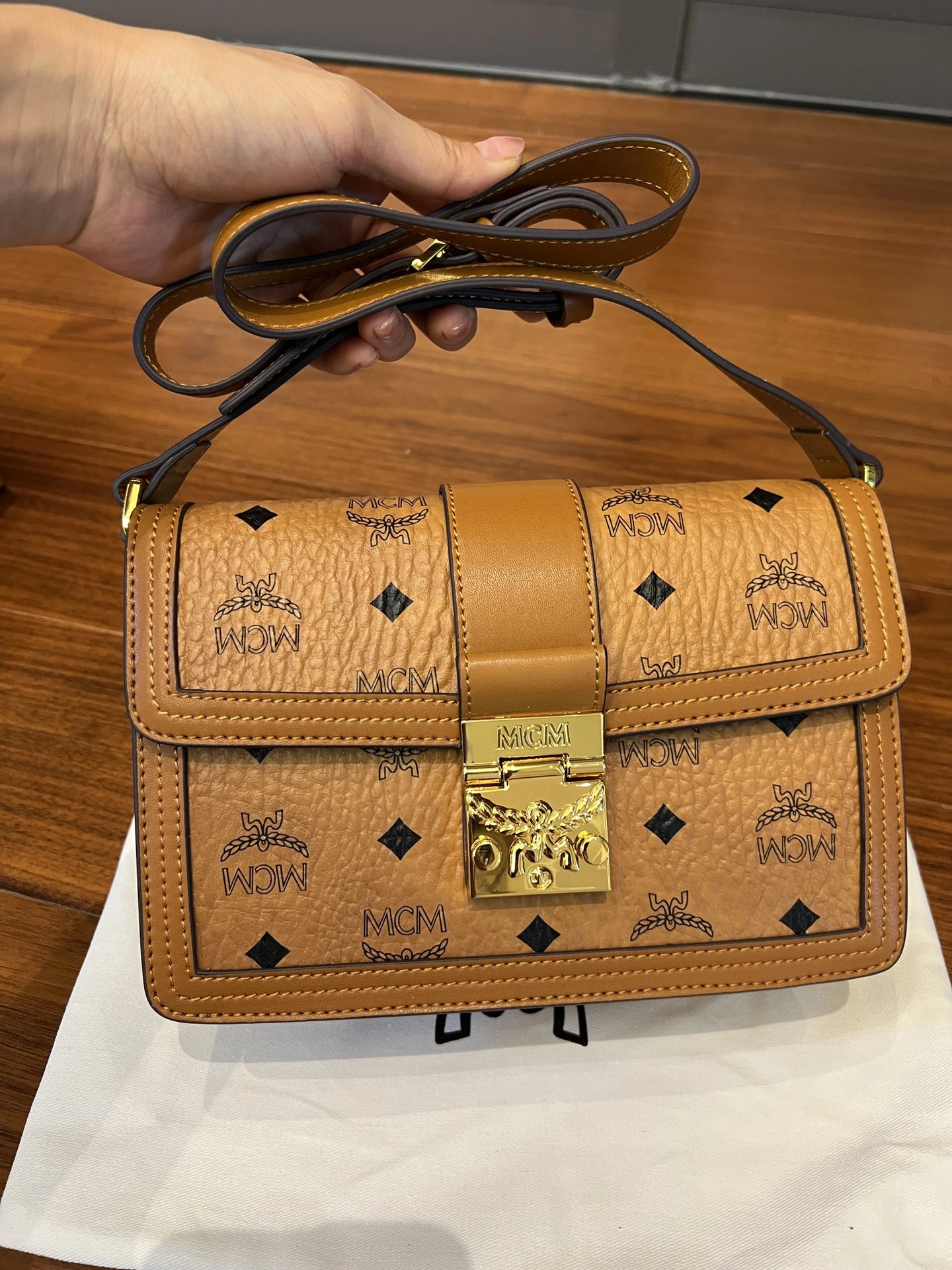 Original MCM Satchel Bags 90458