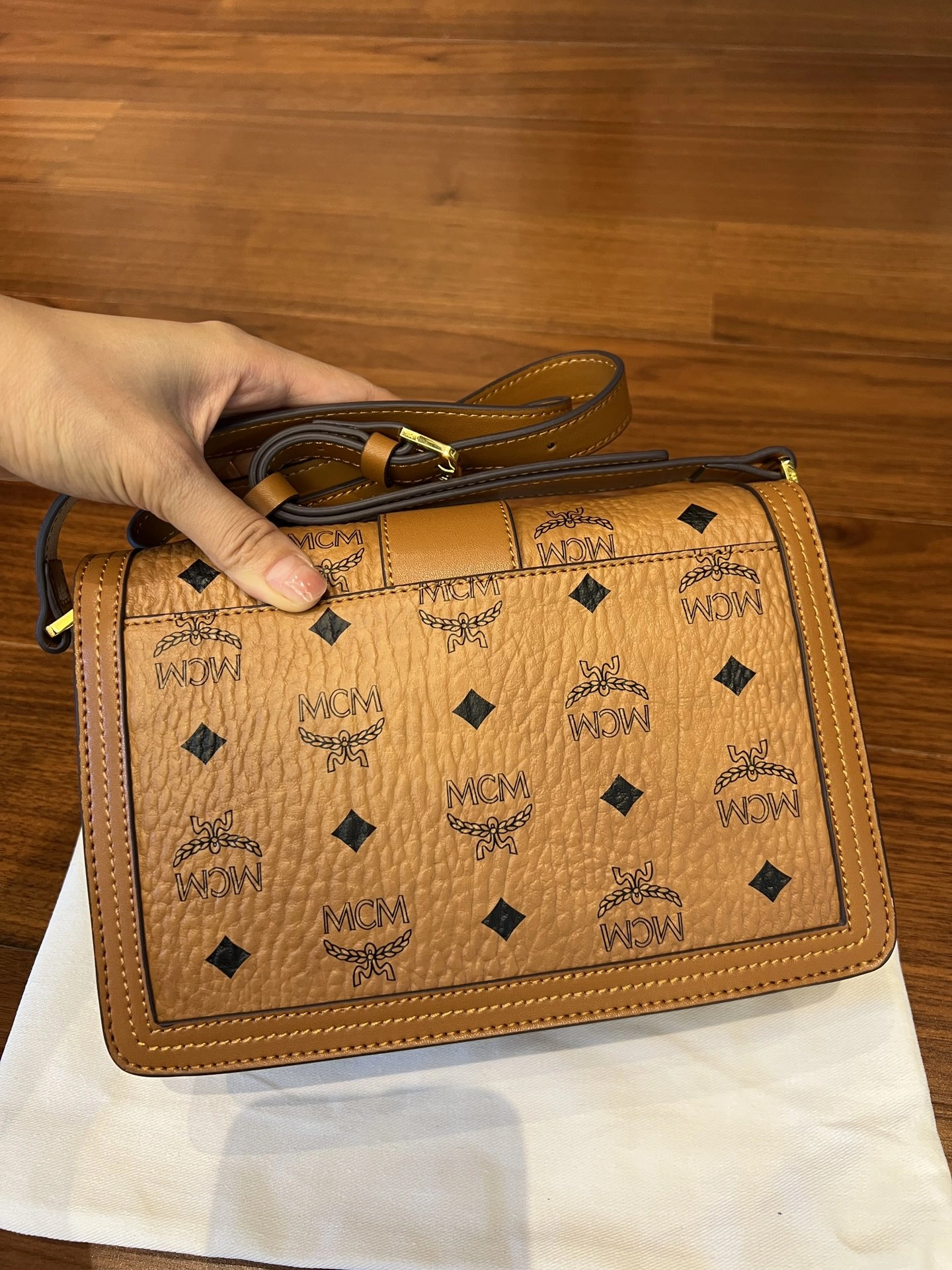 Original MCM Satchel Bags 90458