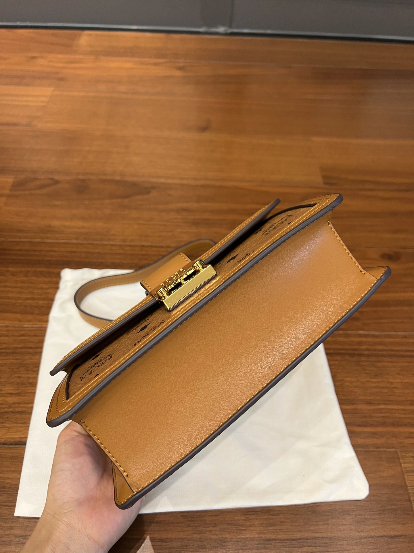 Original MCM Satchel Bags 90458