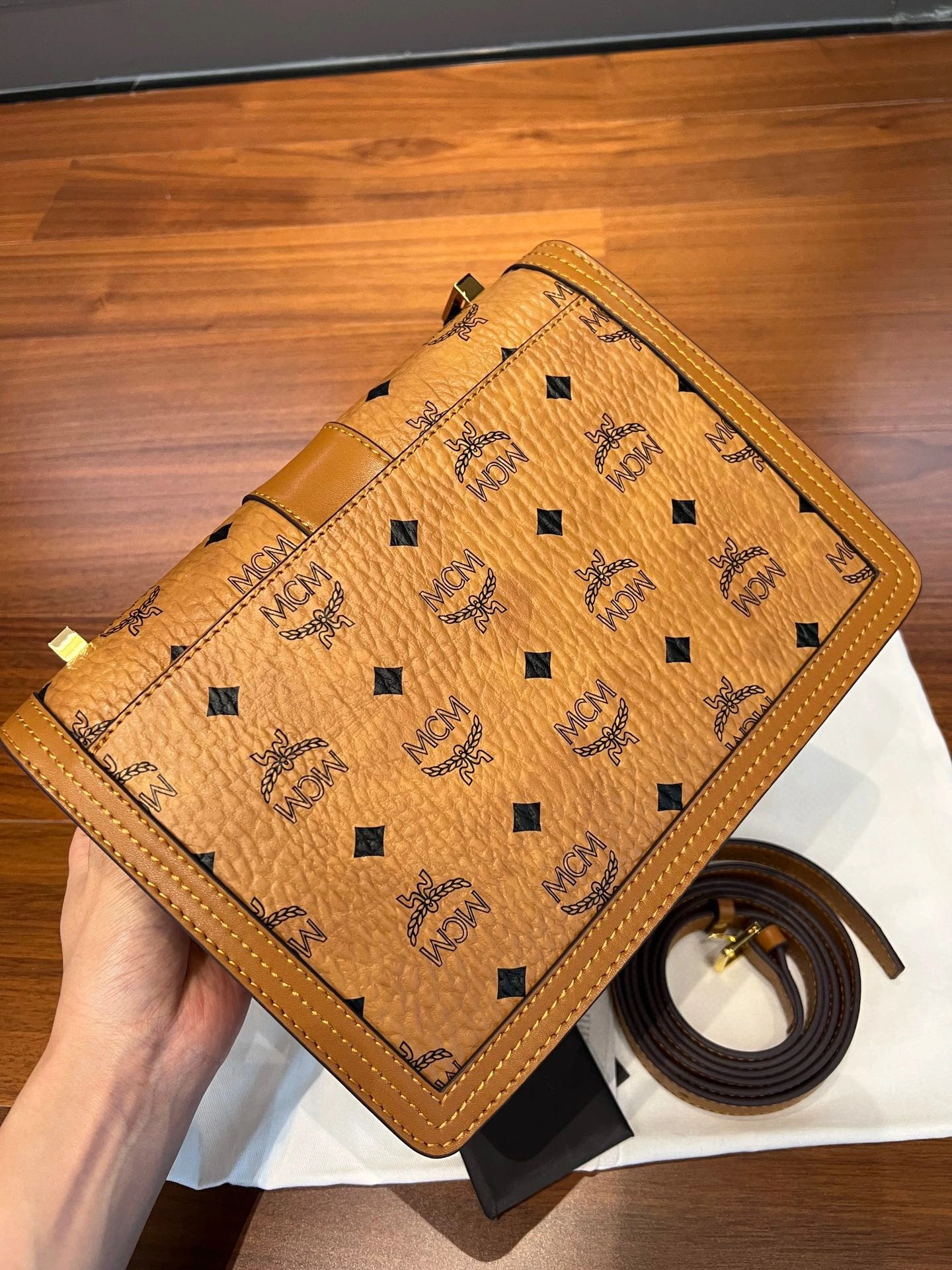 Supportive MCM Satchel Bags 79031