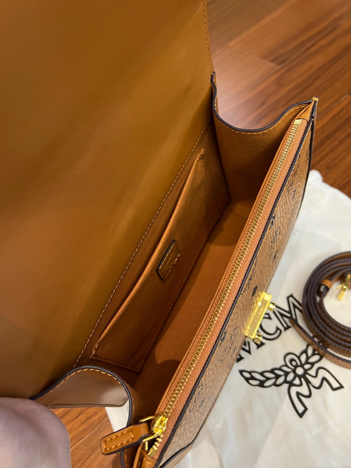 Supportive MCM Satchel Bags 79031