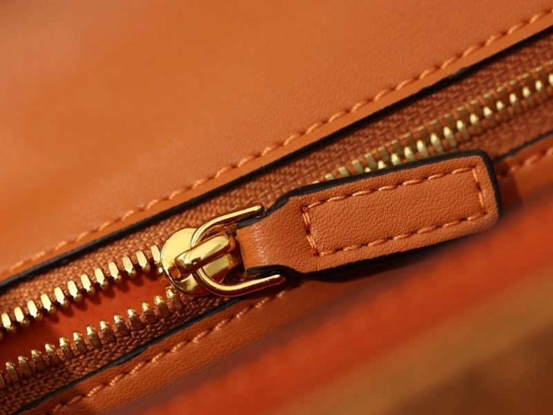 MCM Satchel Bags RelaxedFit 63943