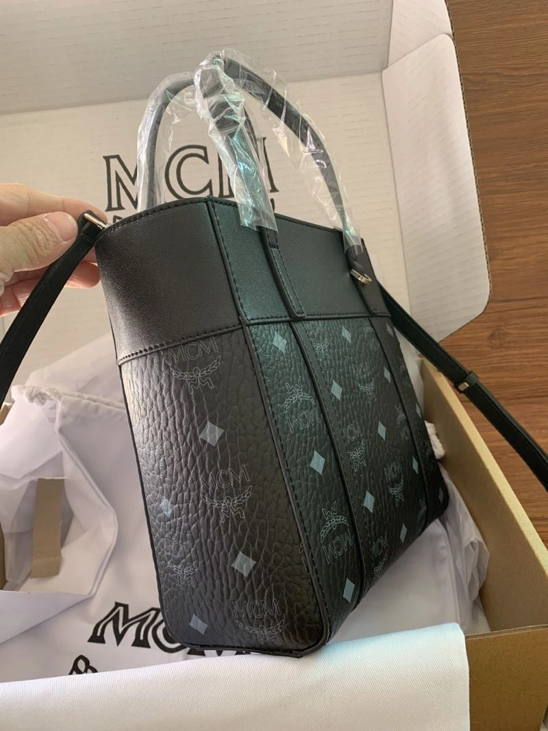 Classic MCM Shopping Bags 79033
