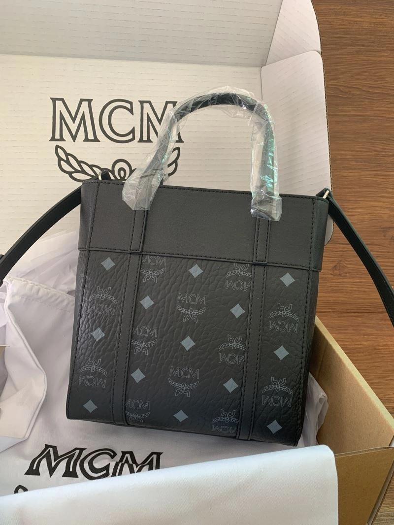 Classic MCM Shopping Bags 79033