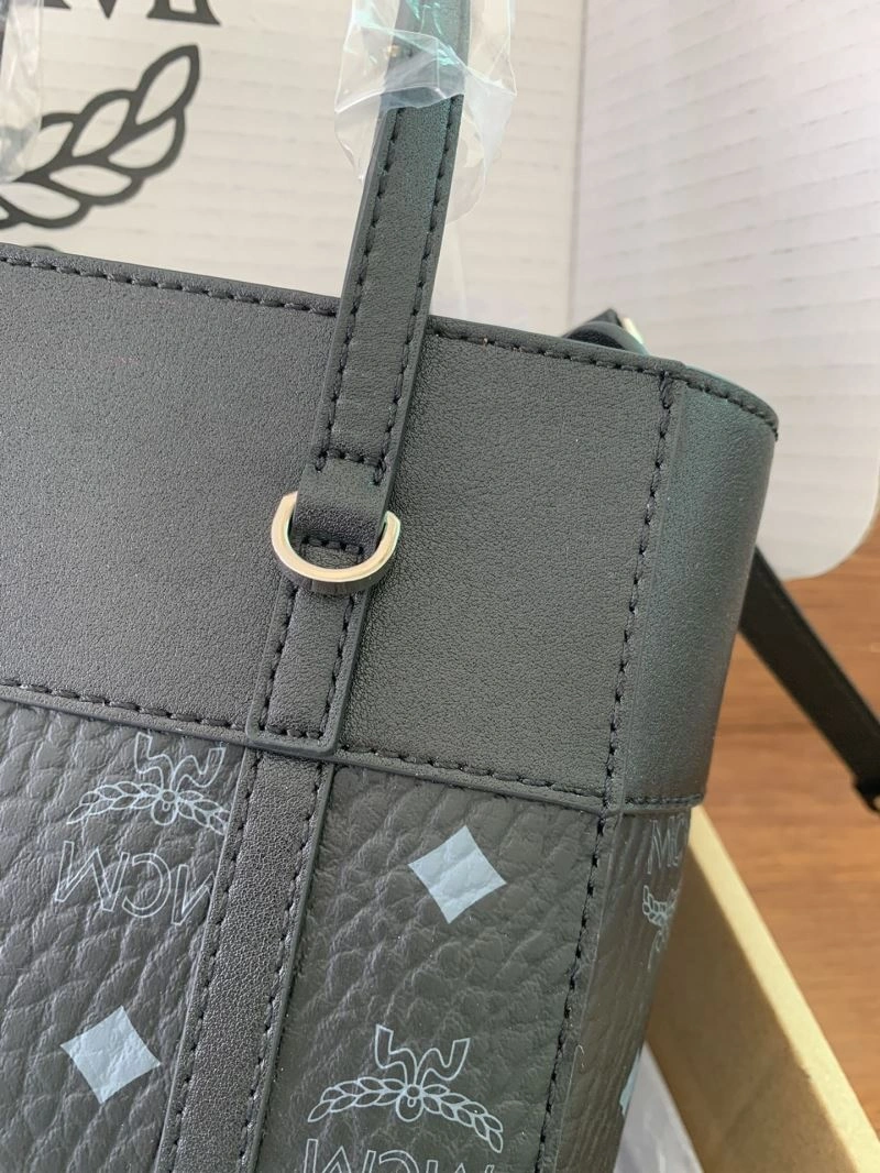Classic MCM Shopping Bags 79033