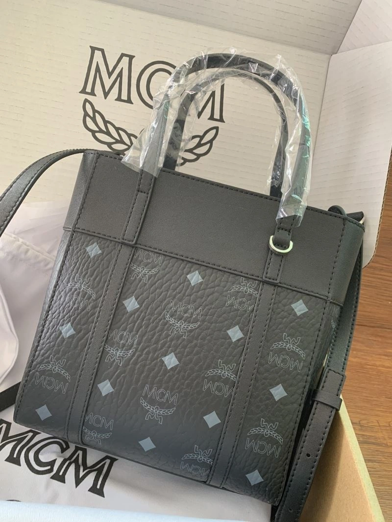Classic MCM Shopping Bags 79033
