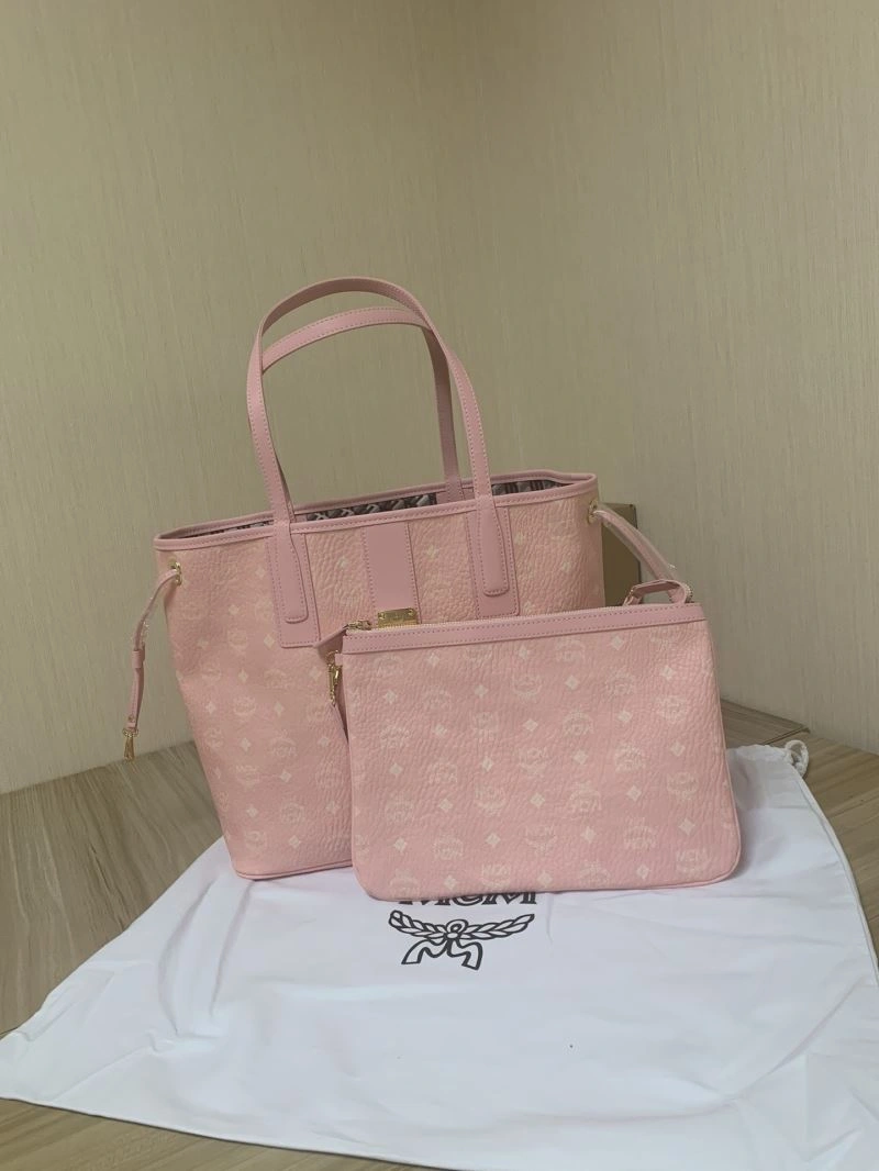 MCM Shopping Bags EyeCatching 90394