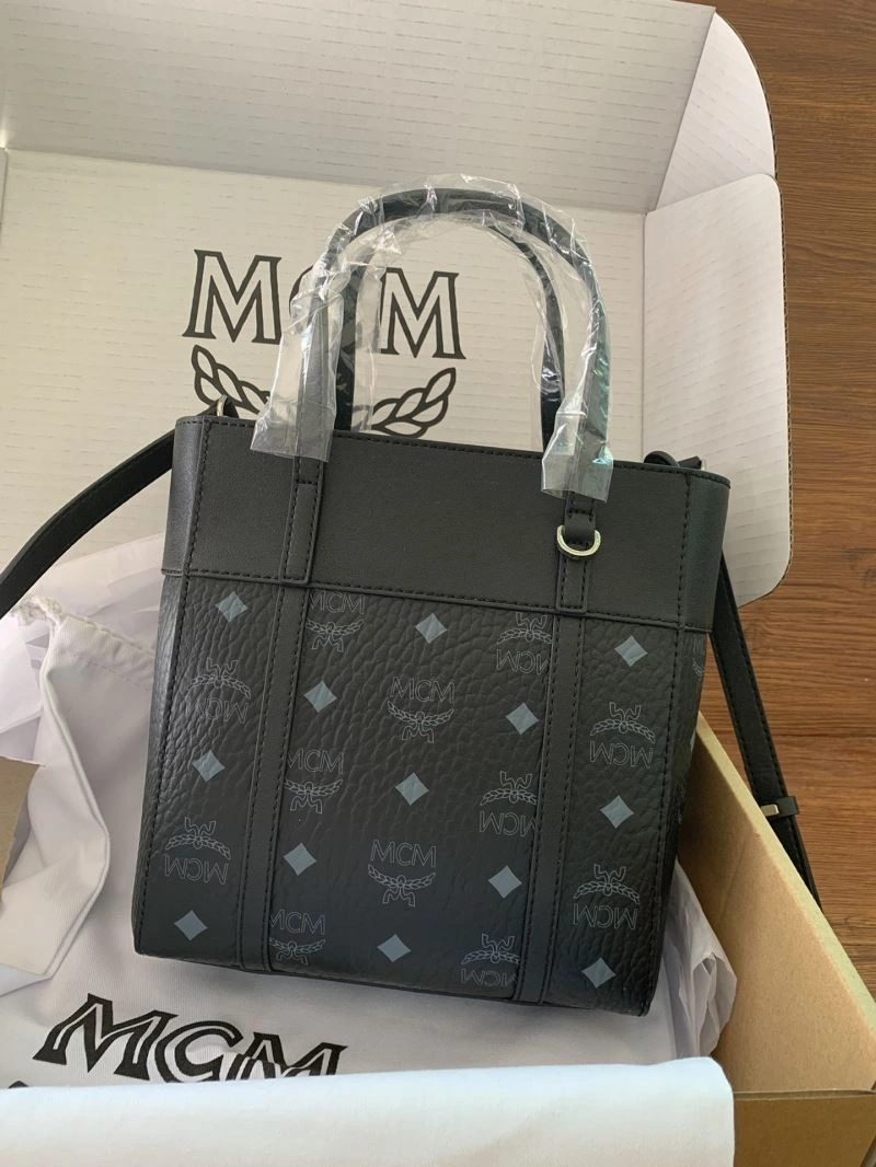 MCM Shopping Bags EyeCatching 89706